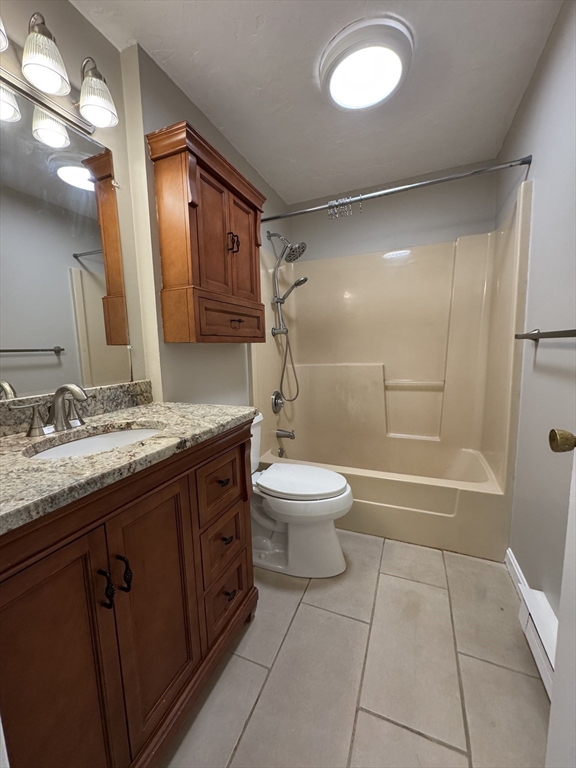 51 Alvarado Ave # 204