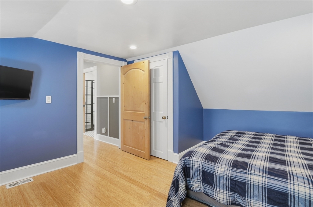 22 Elmwood Street