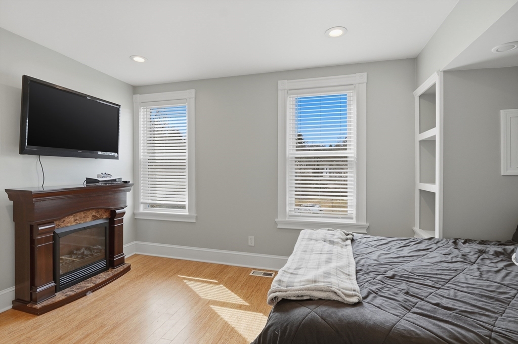 22 Elmwood Street