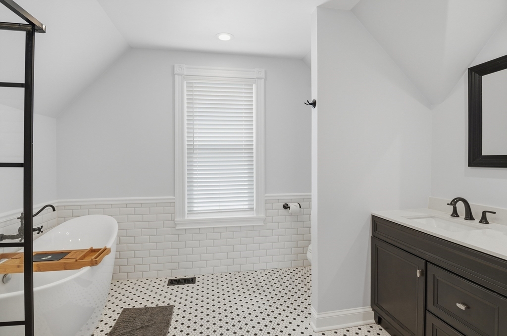 22 Elmwood Street