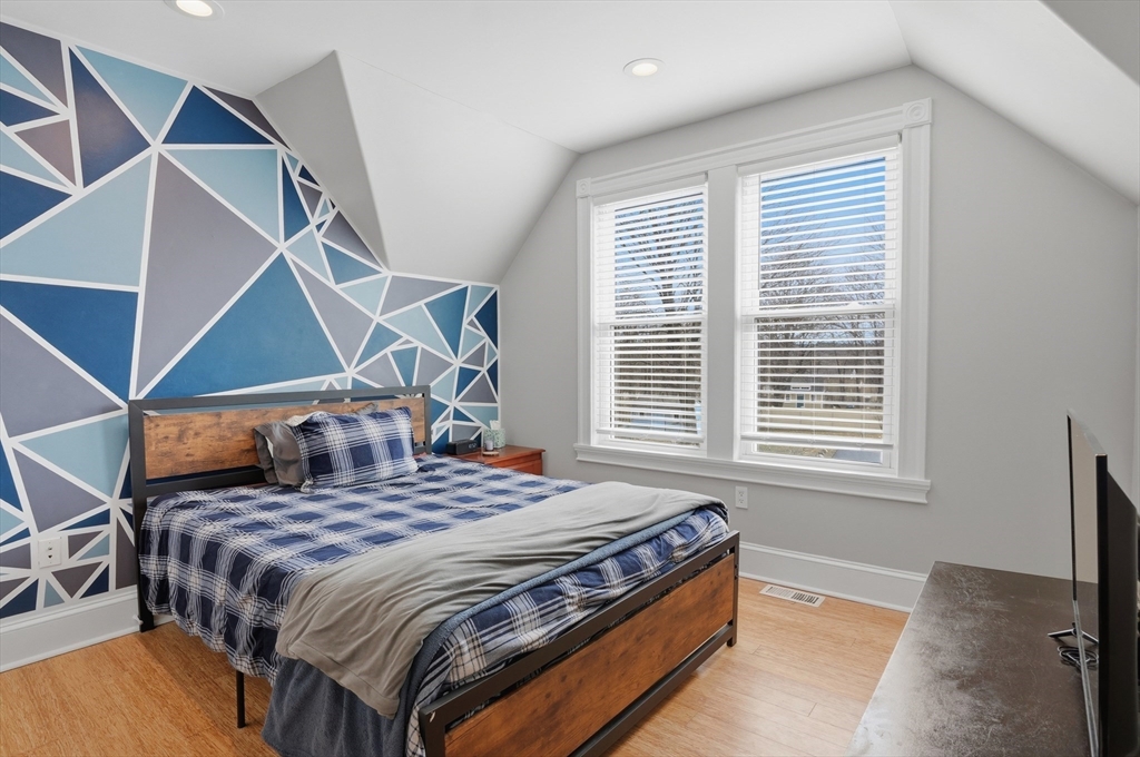 22 Elmwood Street