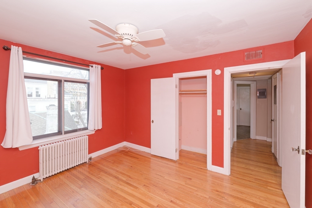 20 Ashland St # 3L