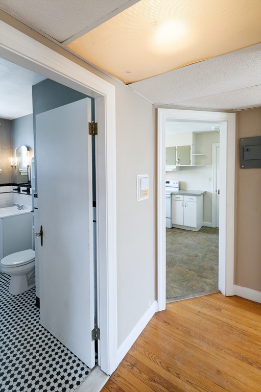 20 Ashland St # 3L