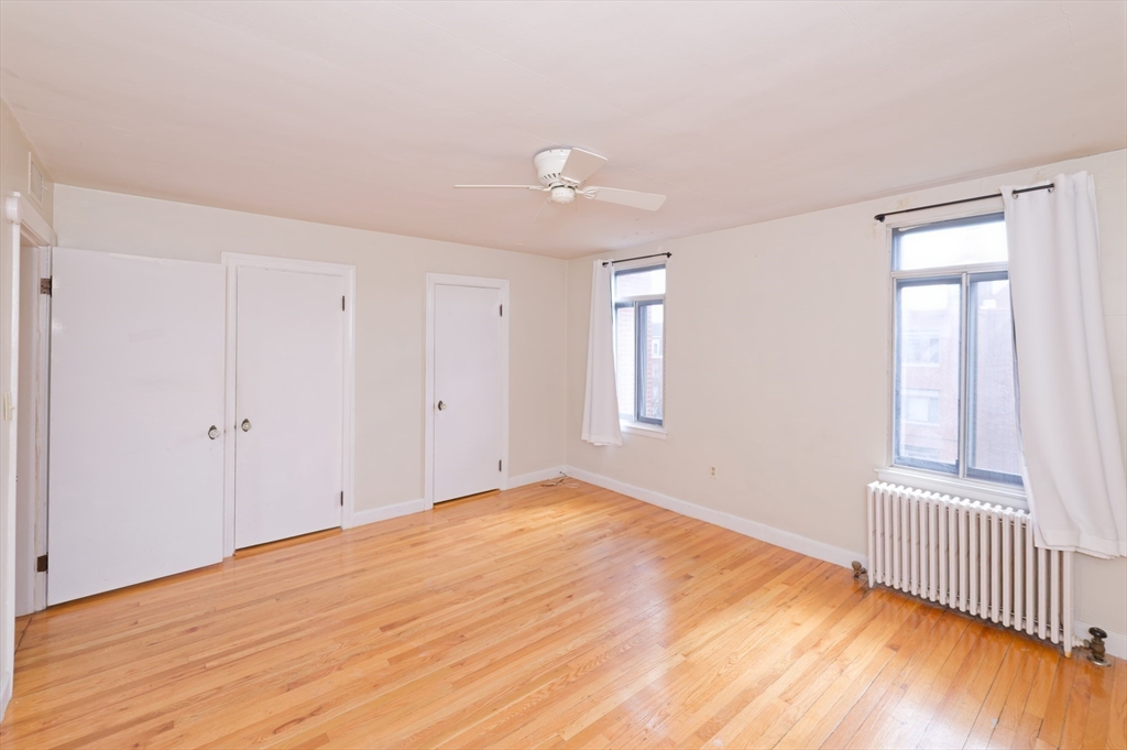 20 Ashland St # 3L