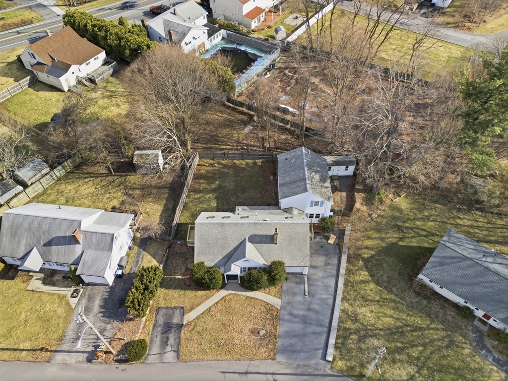 21 Janet Cir