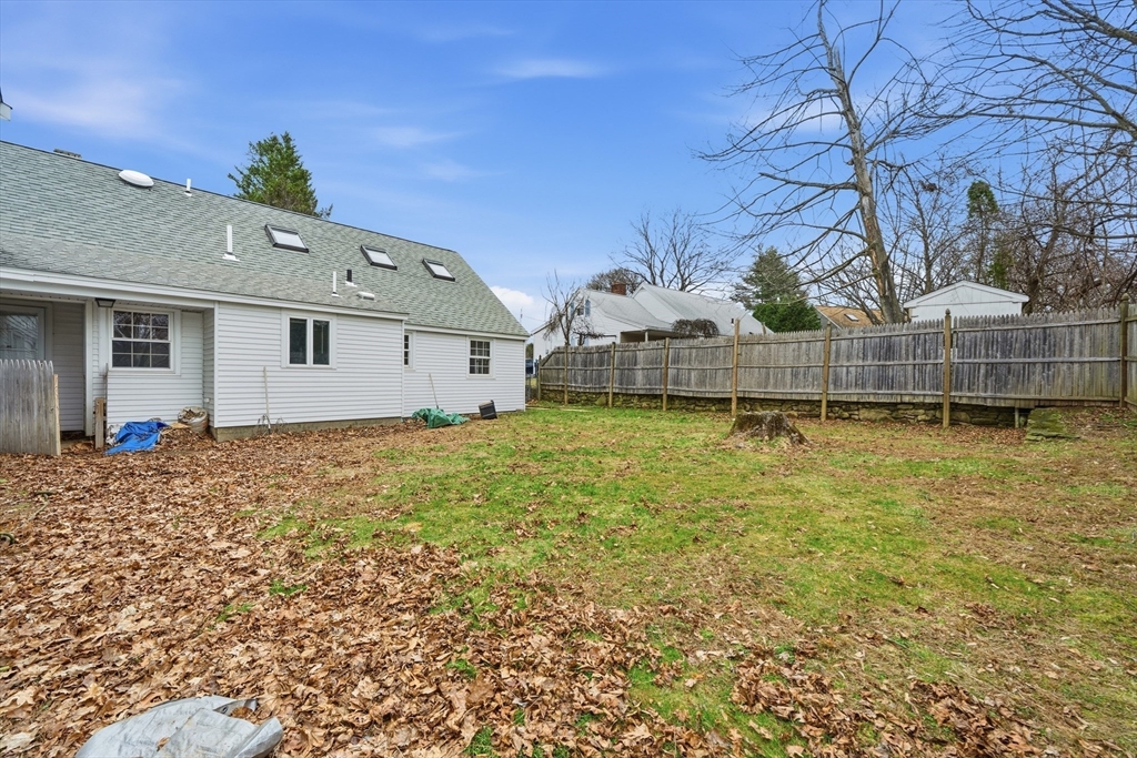21 Janet Cir