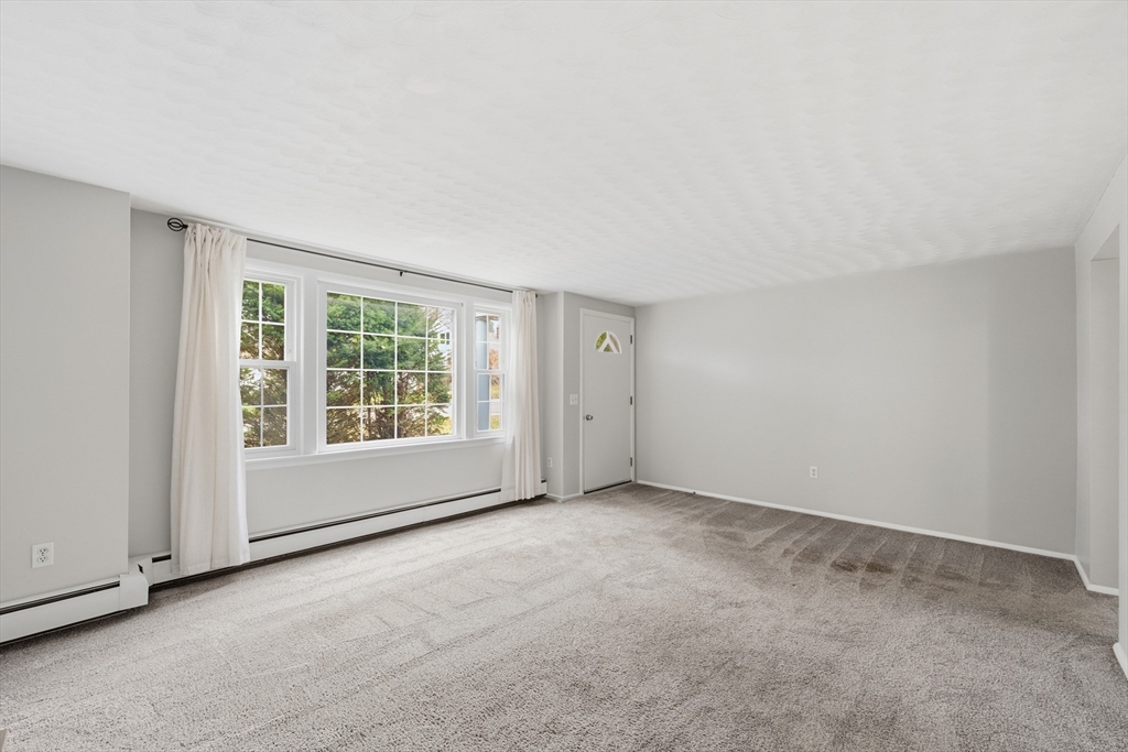 21 Janet Cir