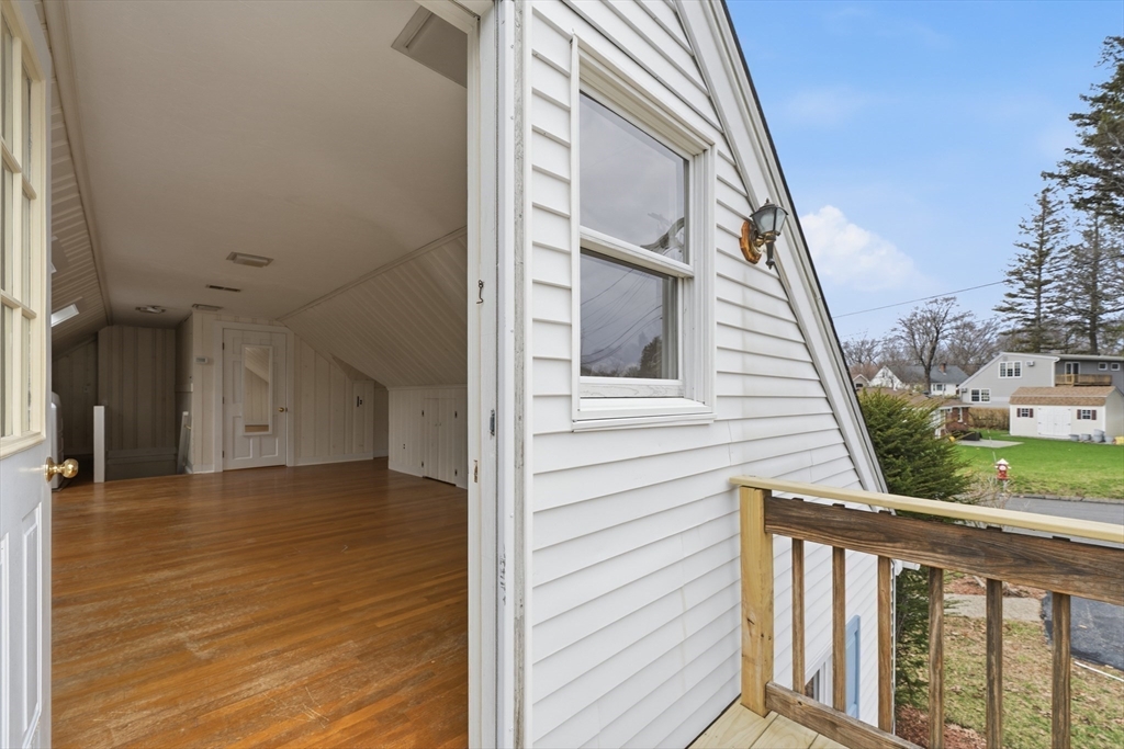 21 Janet Cir