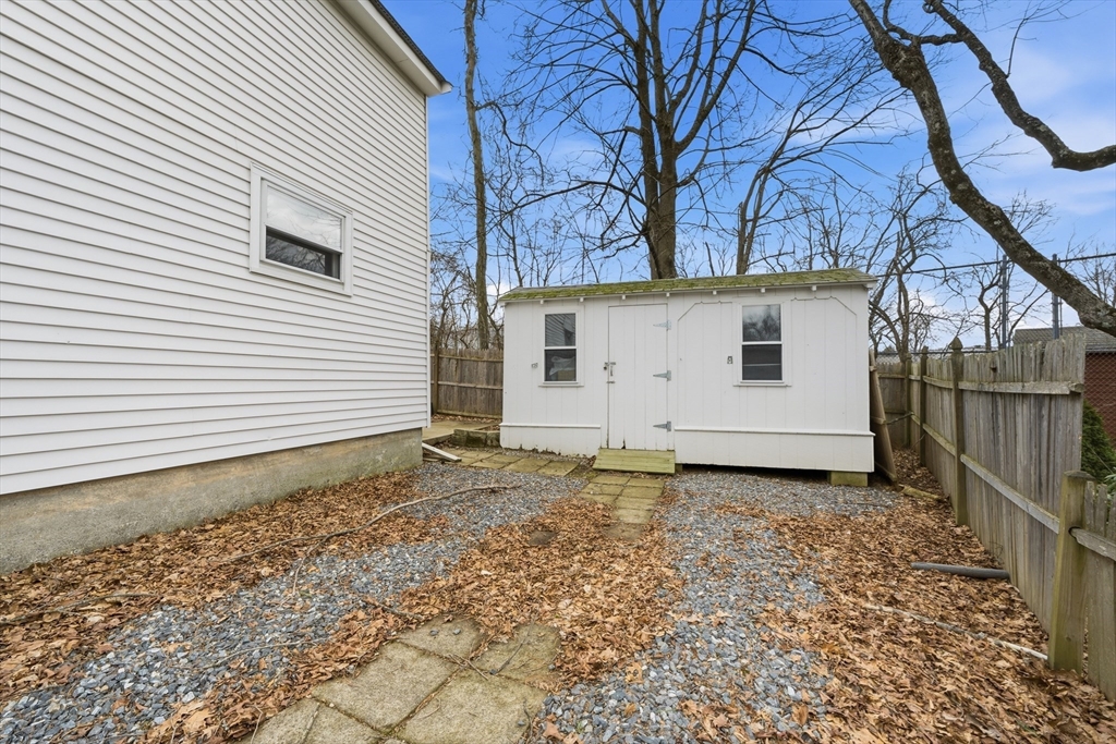 21 Janet Cir