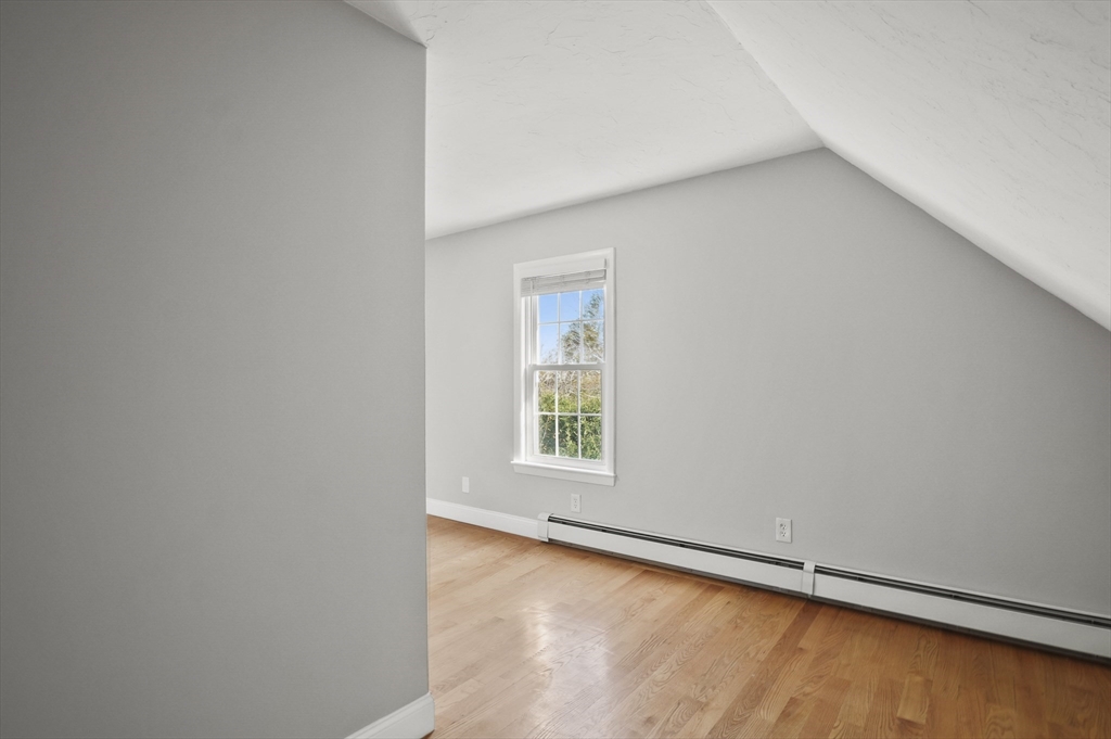 48 Forest Avenue