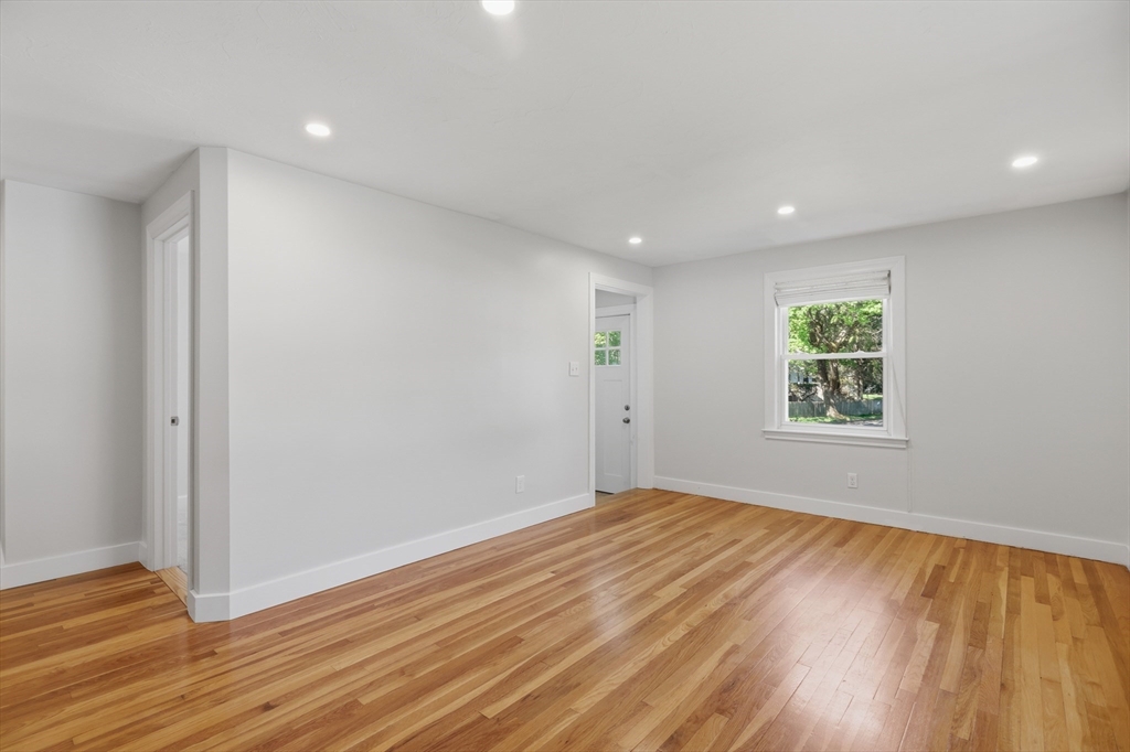 109 South Flagg Street
