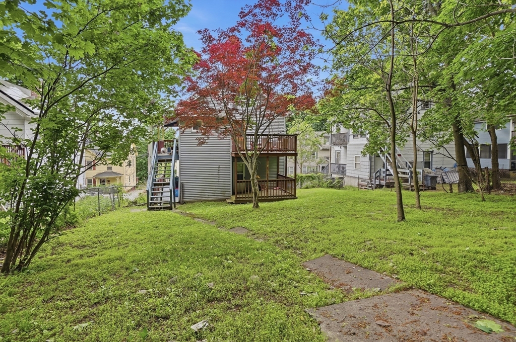 6 Oswald St # 1