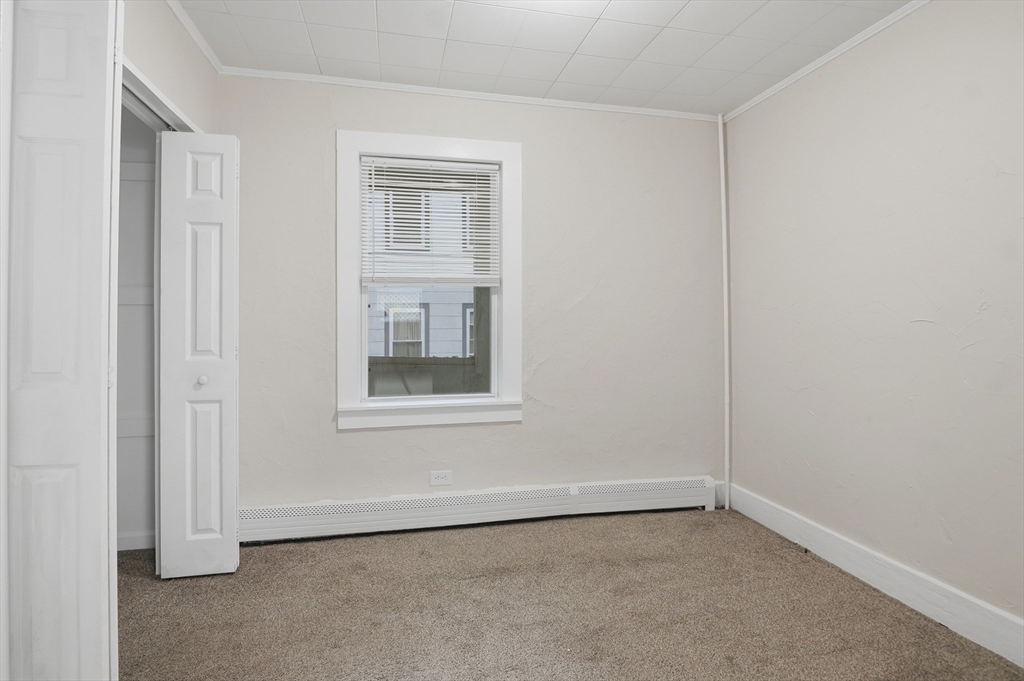 10 Oswald St # 1