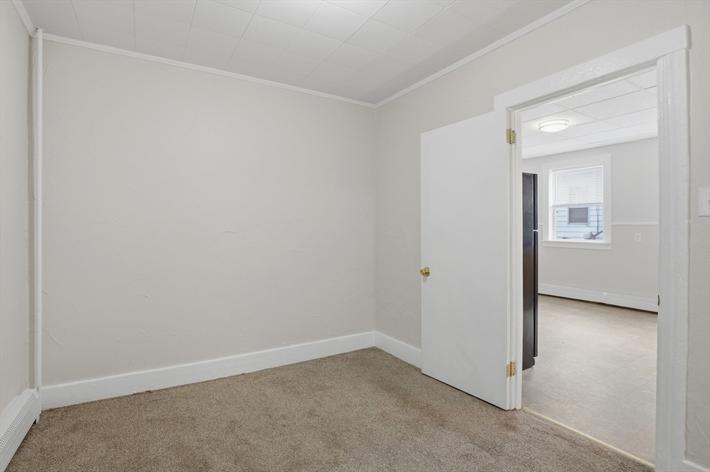 10 Oswald St # 1