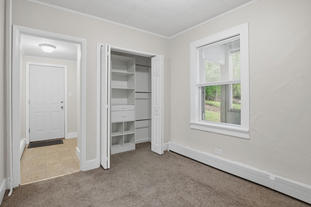 10 Oswald St # 1