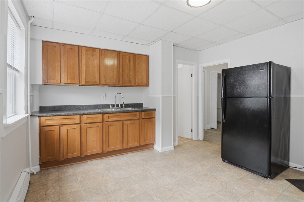10 Oswald St # 1