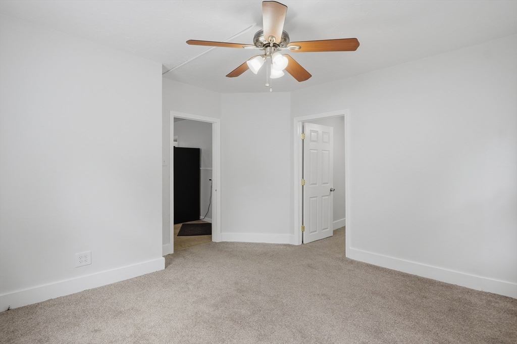 10 Oswald St # 1