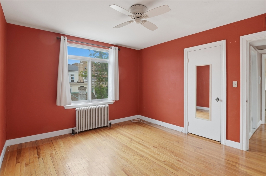 20 Ashland St # 3L