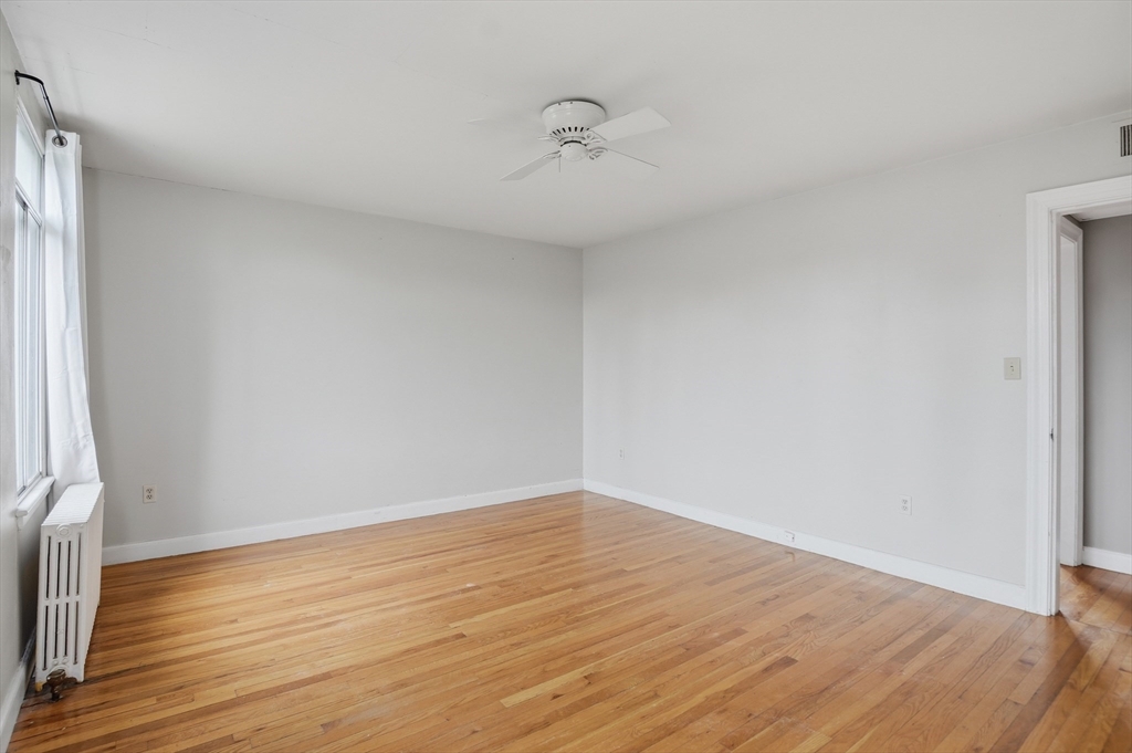 20 Ashland St # 3L