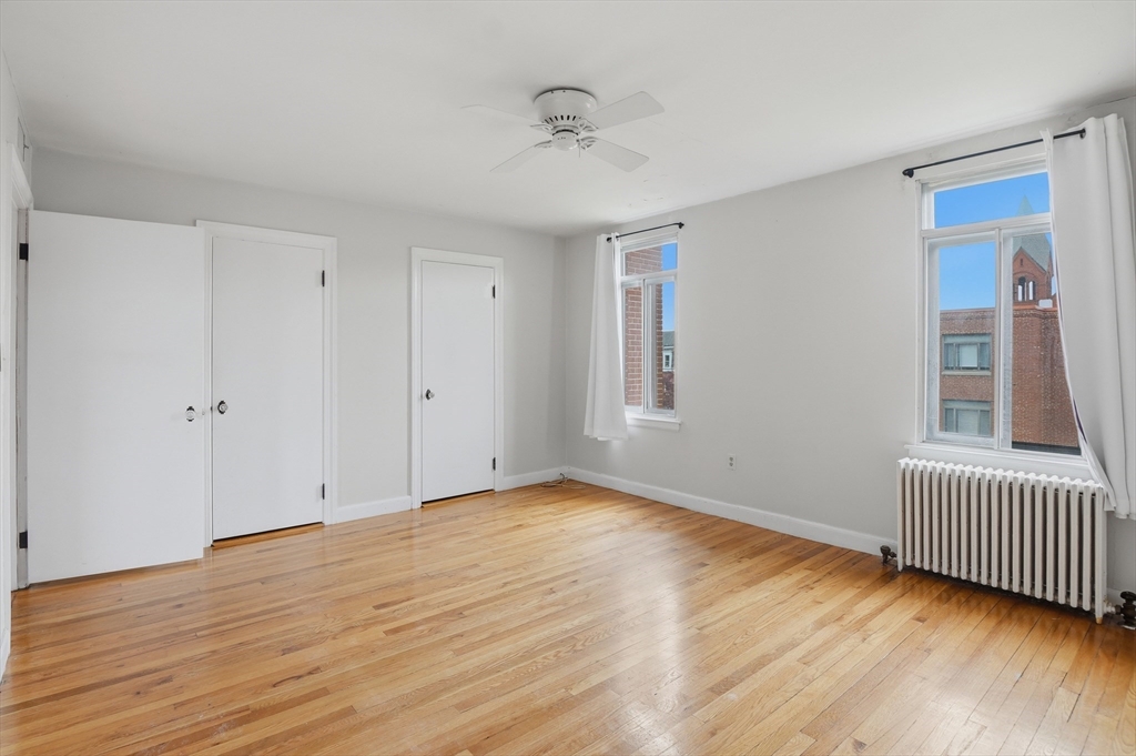20 Ashland St # 3L