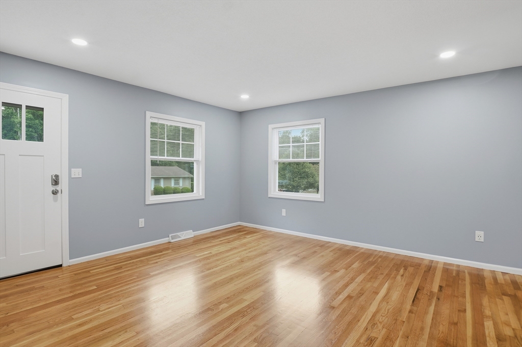 3 Hingham Rd # 1