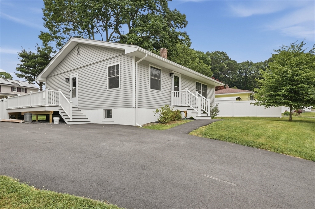 3 Hingham Rd # 1