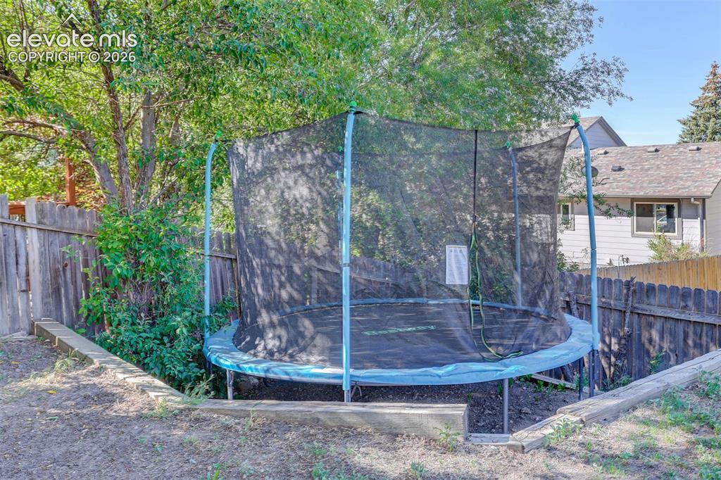 4916 Horseshoe Bend Street