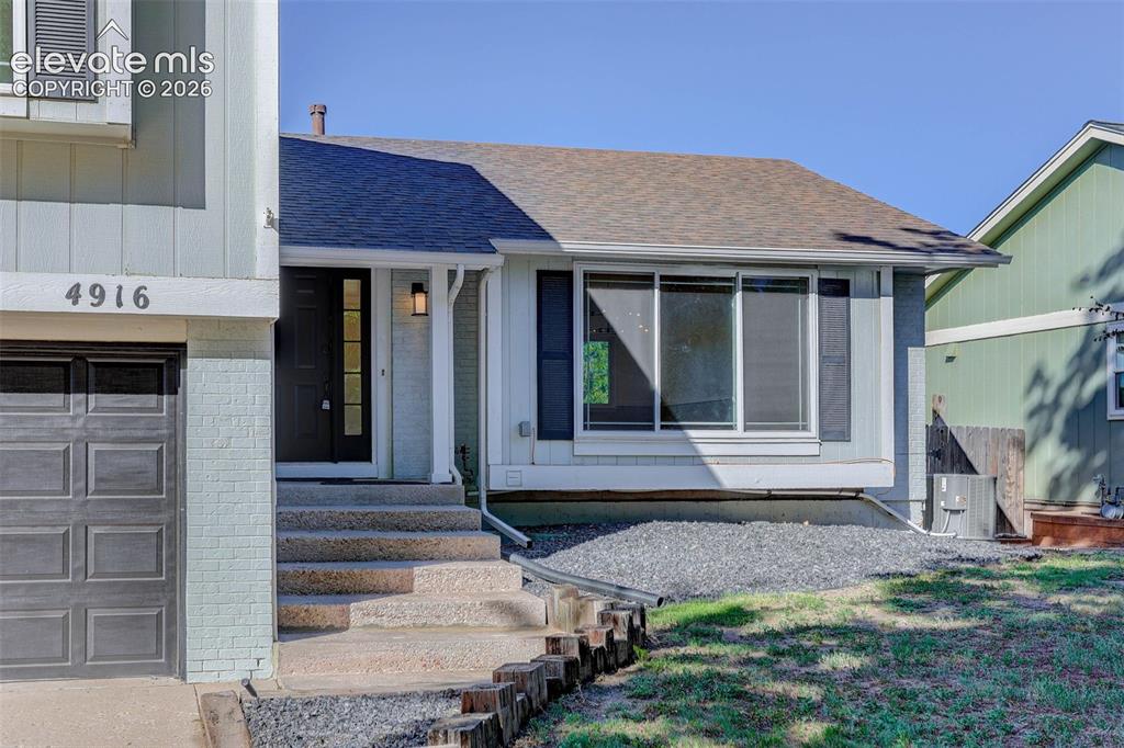 4916 Horseshoe Bend Street
