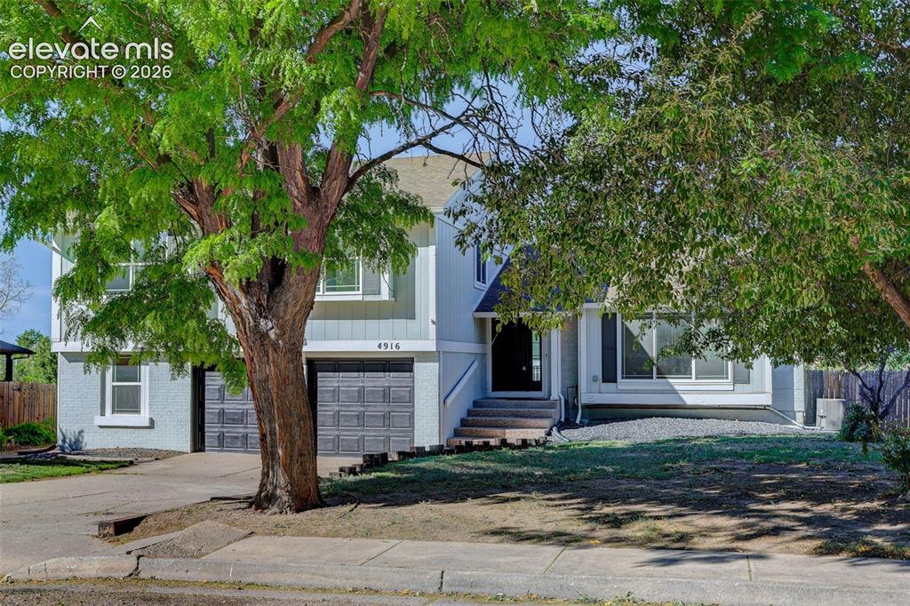 4916 Horseshoe Bend Street