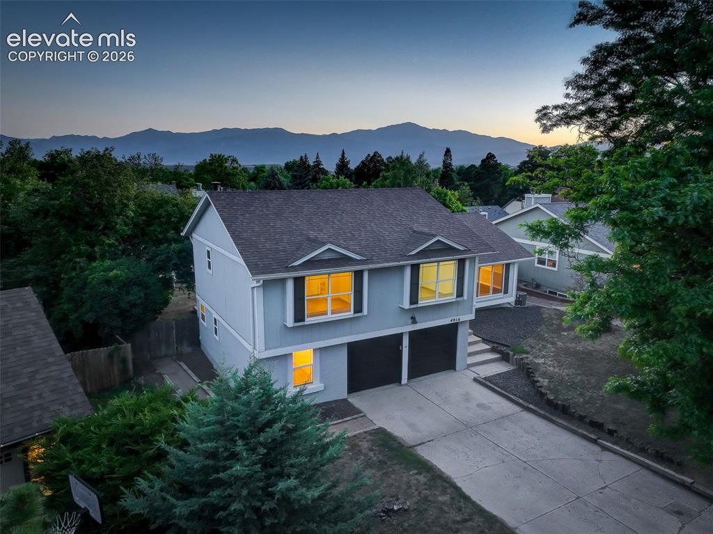 4916 Horseshoe Bend Street