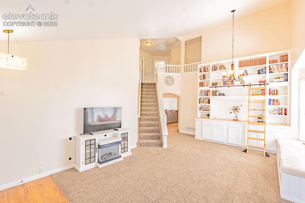 12604 Pine Valley Circle