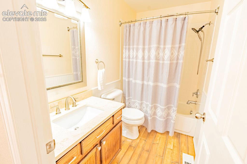 12604 Pine Valley Circle