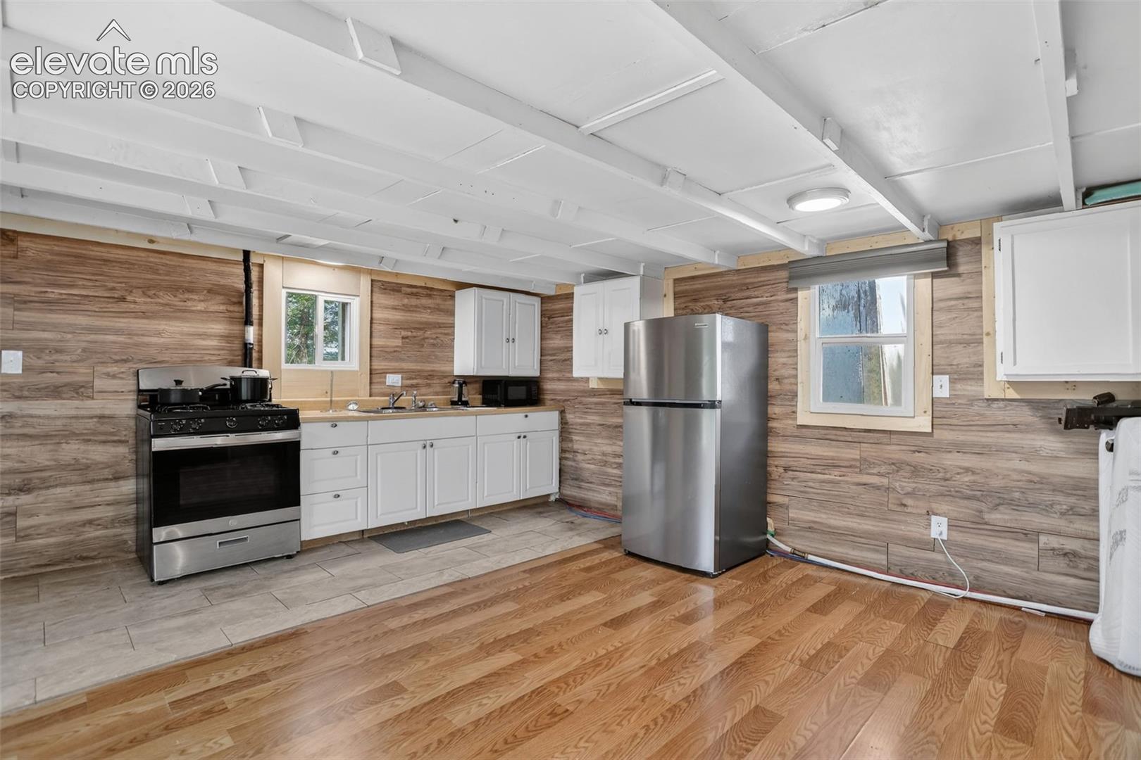 4 Honeysuckle Road