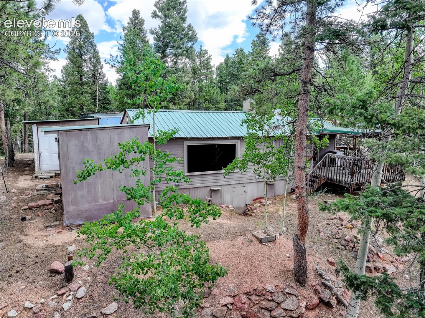 4 Honeysuckle Road