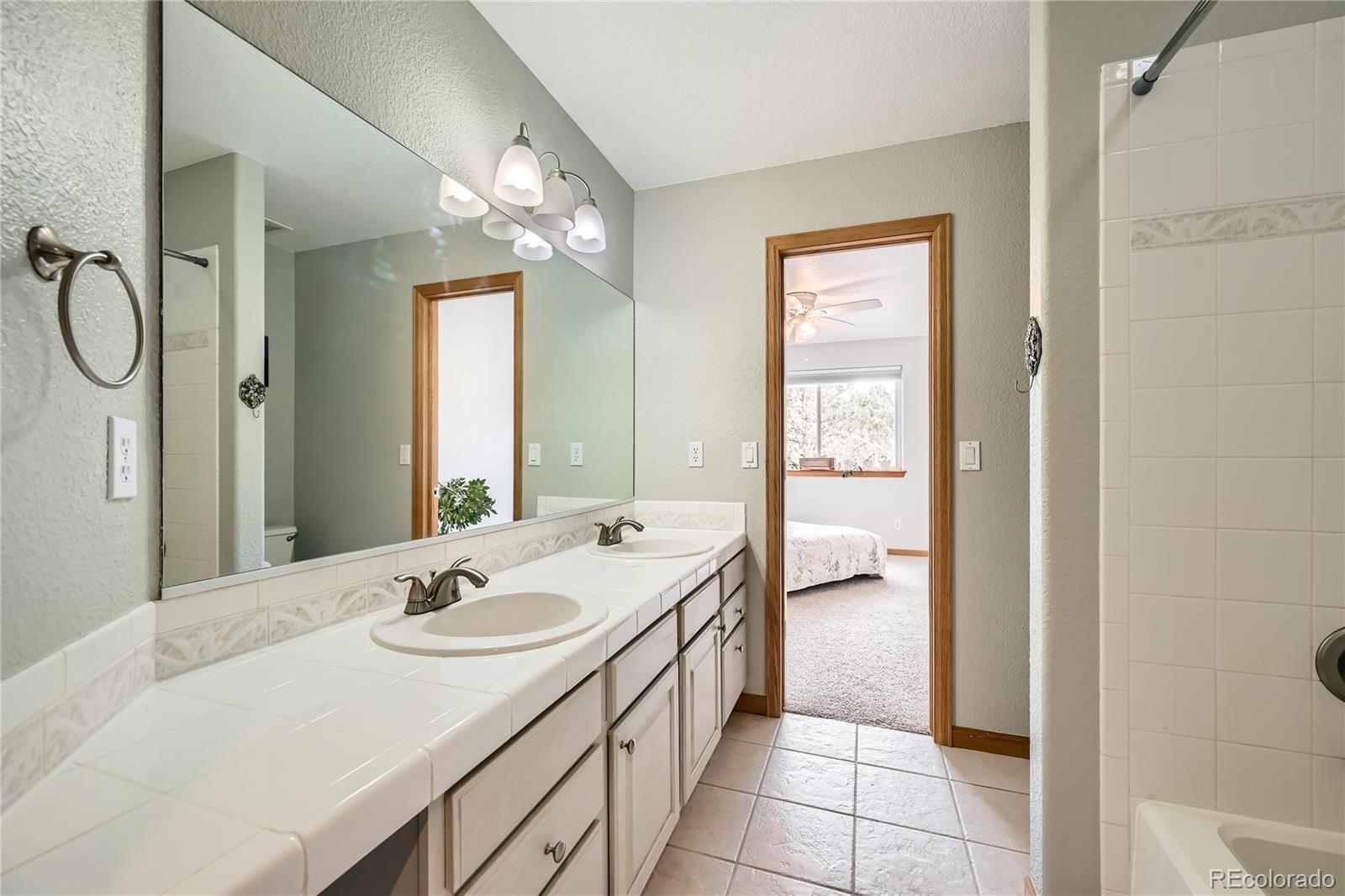 19375 Sherwood Trail