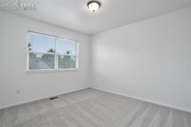 5559 Sunshade Point