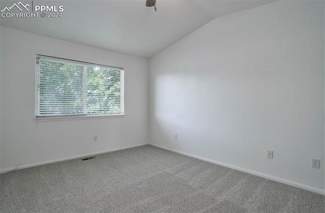 5559 Sunshade Point