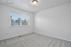 5559 Sunshade Point