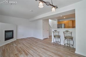 5559 Sunshade Point