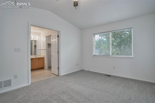 5559 Sunshade Point