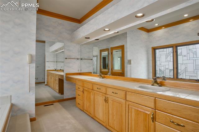 2150 Oak Hills Drive