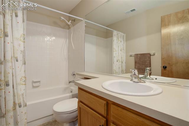 3820 Cottage Drive