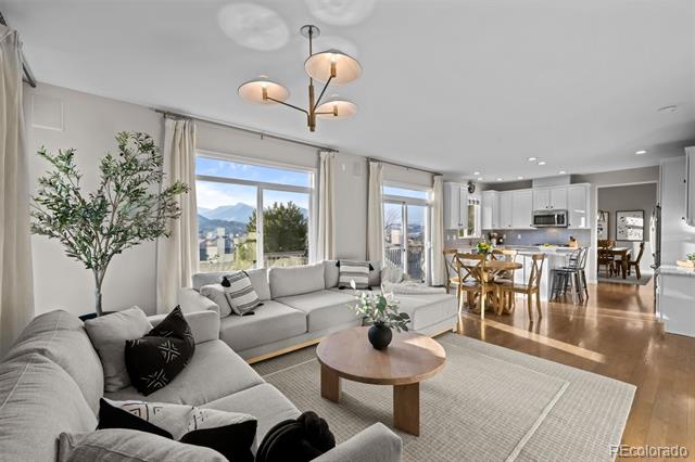 7637 Verandah Court