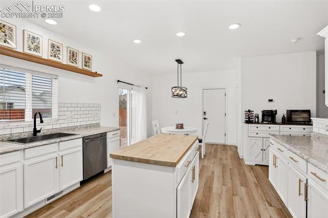 12573 Pine Valley Circle