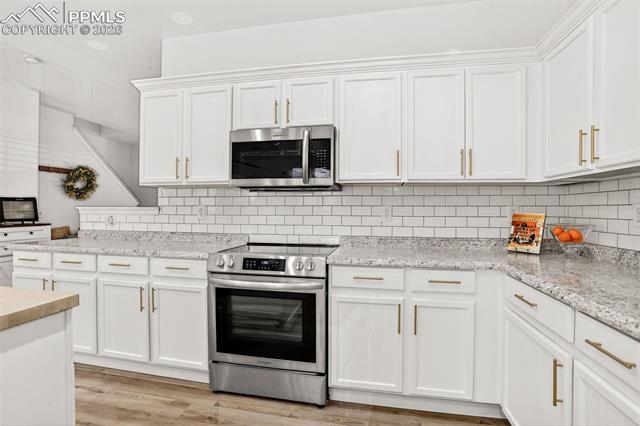 12573 Pine Valley Circle