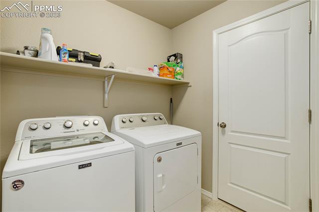 1108 Night Blue Circle