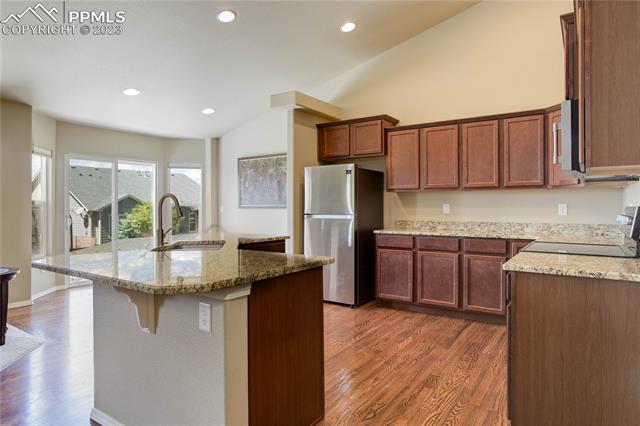 1108 Night Blue Circle