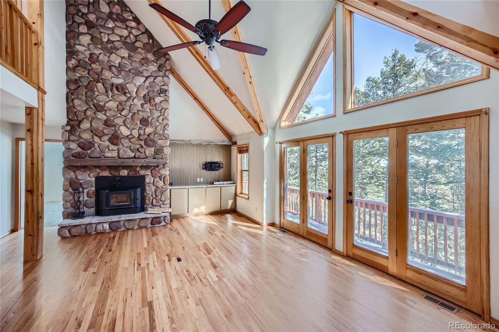 255 Skyline Drive