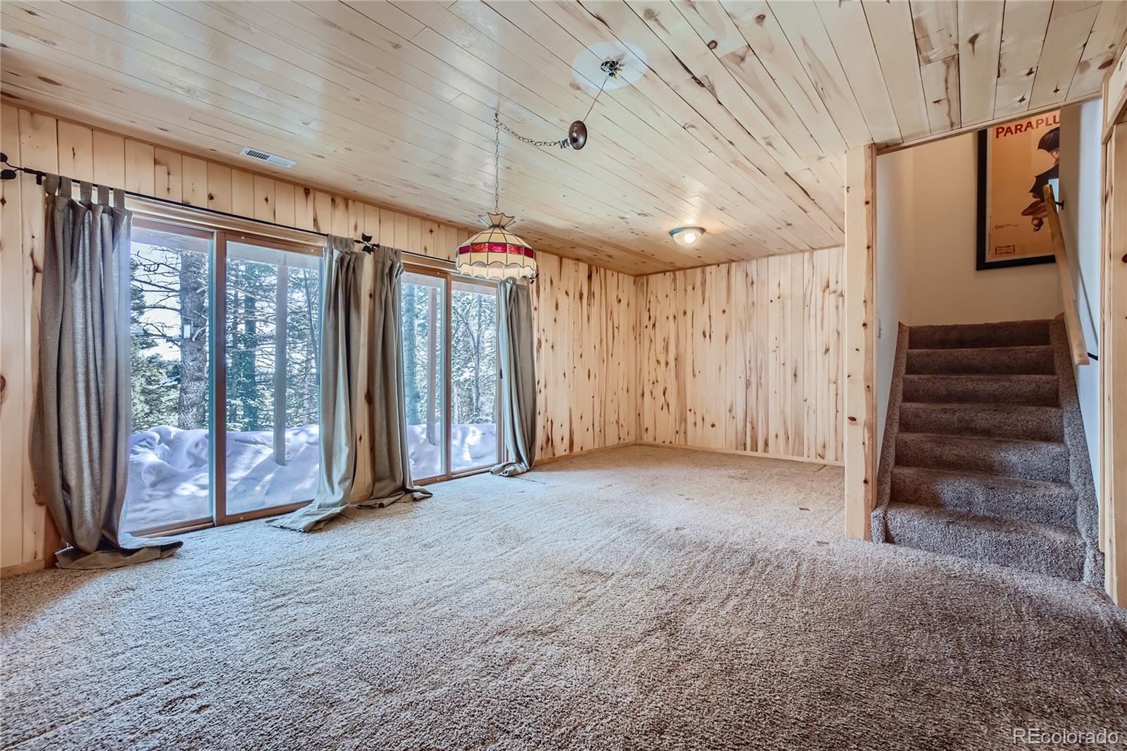 255 Skyline Drive