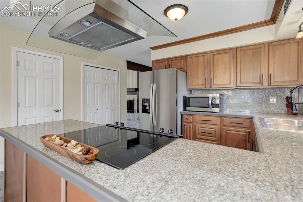 4624 Winewood Village Drive
